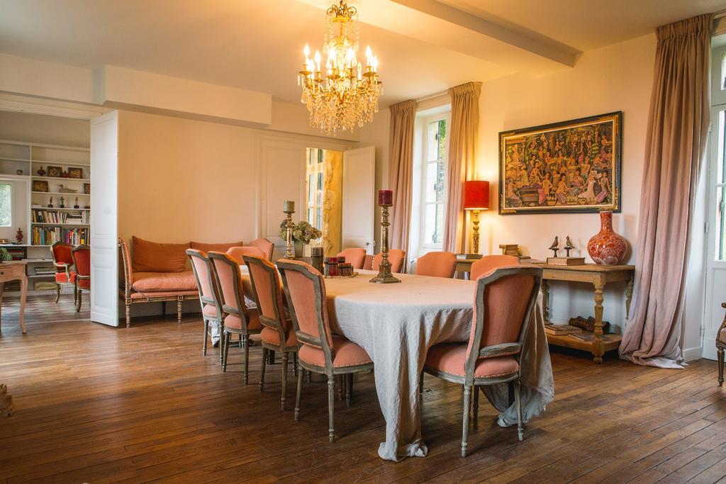 Domaine Du Val D'Atur Hotel ภายนอก รูปภาพ