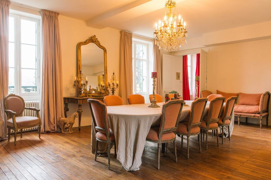 Domaine Du Val D'Atur Hotel ภายนอก รูปภาพ
